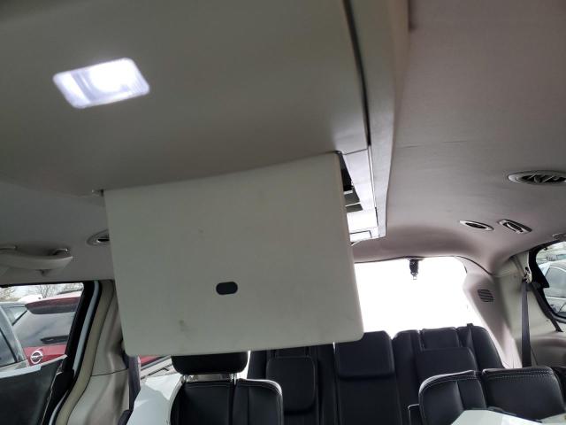 2C4RC1BG4GR138736 - 2016 CHRYSLER TOWN & COU TOURING 白色 照片 10