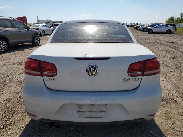 WVWBW8AHXGV001065 - 2016 VOLKSWAGEN EOS KOMFORT WHITE photo 6