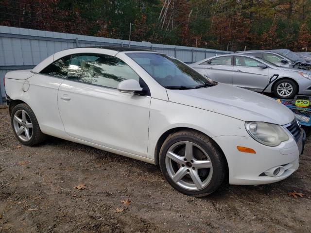 WVWDA71F37V009833 - 2007 VOLKSWAGEN EOS 2.0T SPORT WHITE photo 4