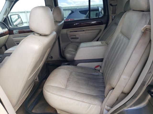 5LMEU88H74ZJ07589 - 2004 LINCOLN AVIATOR 灰色 照片 10