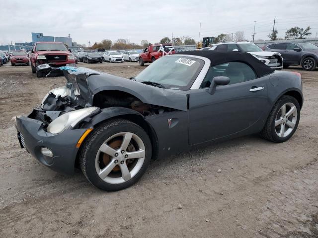 1G2MB35B58Y113256 - 2008 PONTIAC SOLSTICE GRAY photo 1