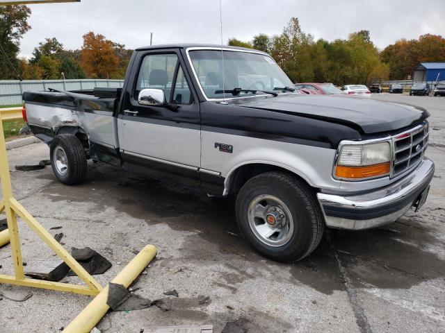 1FTDF15Y3NLA31317 - 1992 FORD F150 BLACK photo 4