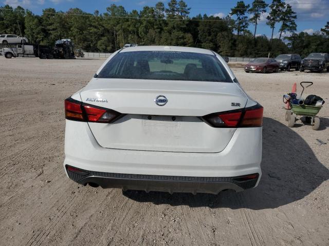 1N4BL4CV9KC131580 - 2019 NISSAN ALTIMA SR WHITE photo 6