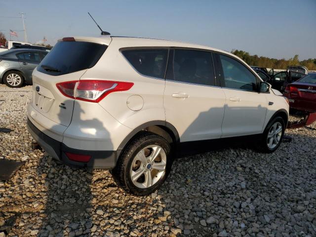 1FMCU9G93FUC61016 - 2015 FORD ESCAPE SE WHITE photo 3