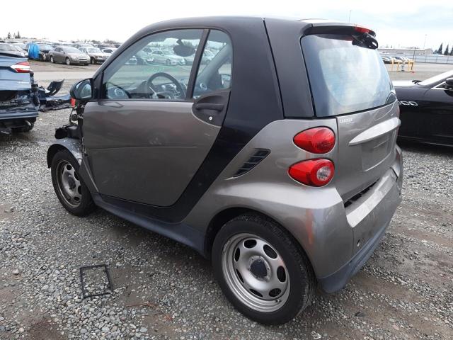 WMEEJ3BA7DK618647 - 2013 SMART FORTWO PURE TWO TONE photo 2