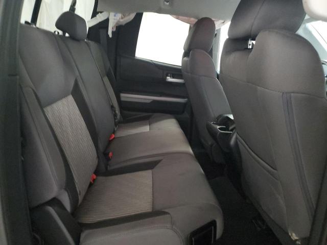 5TFUW5F11GX567350 - 2016 TOYOTA TUNDRA DOUBLE CAB SR/SR5 WHITE photo 10