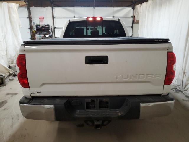 5TFUW5F11GX567350 - 2016 TOYOTA TUNDRA DOUBLE CAB SR/SR5 WHITE photo 6