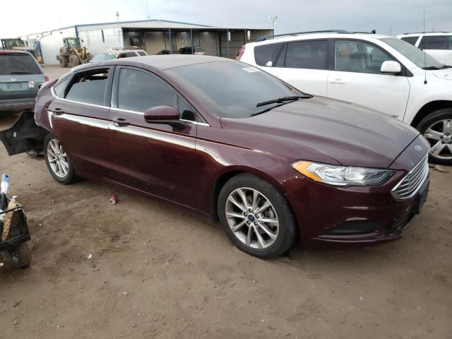 3FA6P0H77HR407726 - 2017 FORD FUSION SE BURGUNDY photo 4