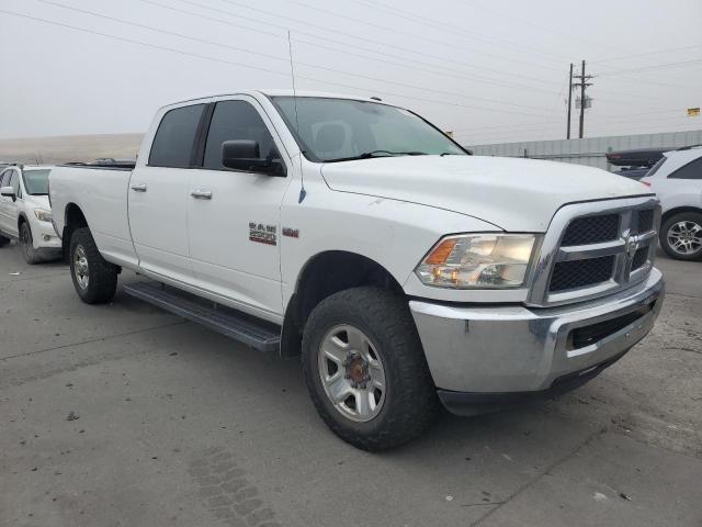 3C6TR5JT8EG122933 - 2014 RAM 2500 SLT თეთრი ფოტო 4