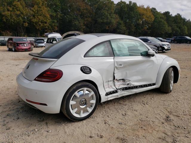 3VWFD7AT9KM703173 - 2019 VOLKSWAGEN BEETLE S WHITE photo 3