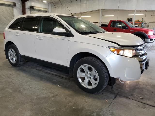 2FMDK4JC6DBA28316 - 2013 FORD EDGE SEL WHITE photo 4