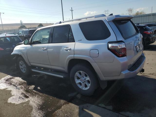 JTEBU5JR9G5316268 - 2016 TOYOTA 4RUNNER SR5/SR5 PREMIUM 银色 照片 2