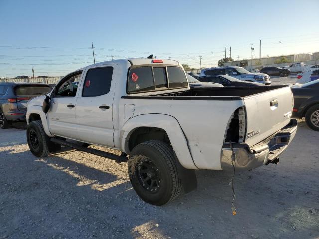 5TFJX4GN4FX046567 - 2015 TOYOTA TACOMA DOUBLE CAB PRERUNNER WHITE photo 2
