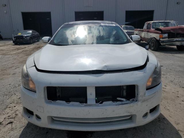 1N4AA5AP8EC452882 - 2014 NISSAN MAXIMA S WHITE photo 5