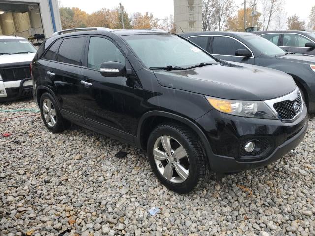 5XYKU4A62CG217538 - 2012 KIA SORENTO EX BLACK photo 4