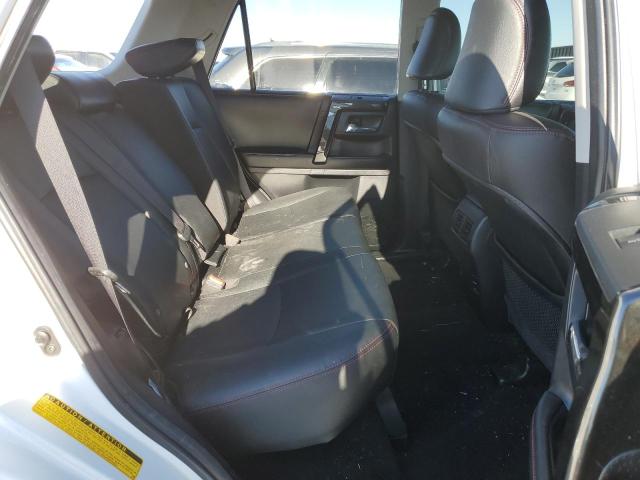 JTEBU5JRXG5354690 - 2016 TOYOTA 4RUNNER SR5/SR5 PREMIUM 白色 照片 11