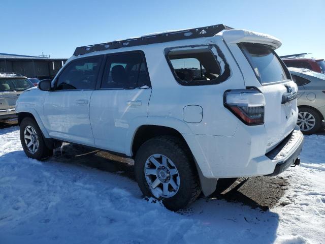 JTEBU5JRXG5354690 - 2016 TOYOTA 4RUNNER SR5/SR5 PREMIUM WHITE photo 2