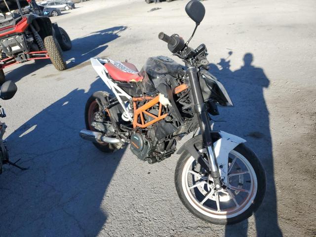 MD2JPJ401JC253290 - 2018 KTM 390 DUKE ORANGE photo 1