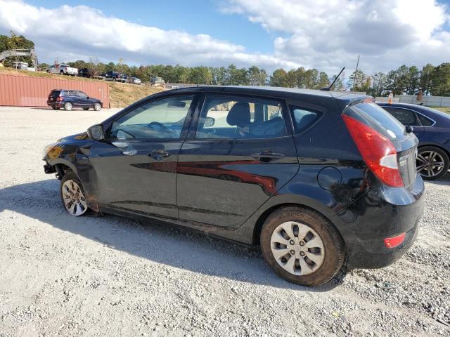 KMHCT5AE5HU345729 - 2017 HYUNDAI ACCENT SE BLACK photo 2