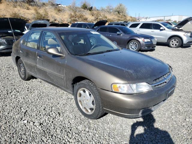 1N4DL01D5WC120559 - 1998 NISSAN ALTIMA XE TAN photo 4