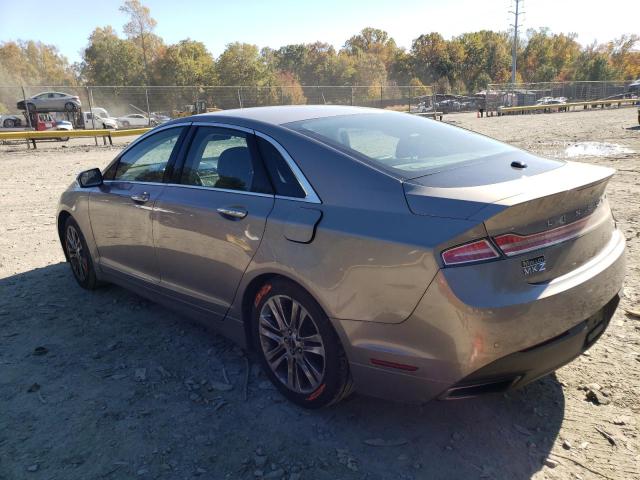 3LN6L2G92FR610519 - 2015 LINCOLN MKZ GRAY photo 2