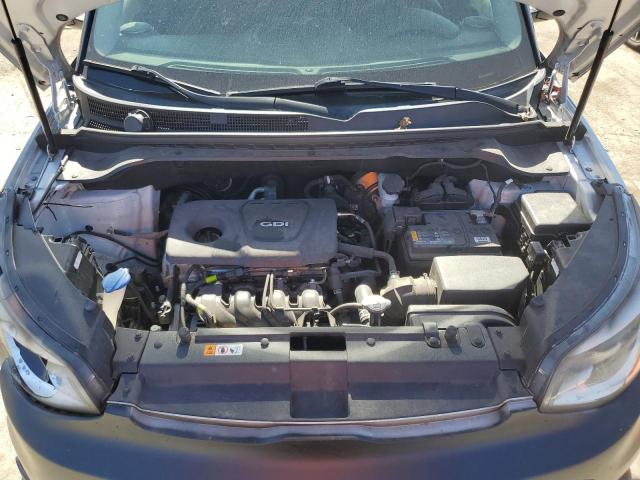 KNDJN2A29H7503529 - 2017 KIA SOUL SILVER photo 12