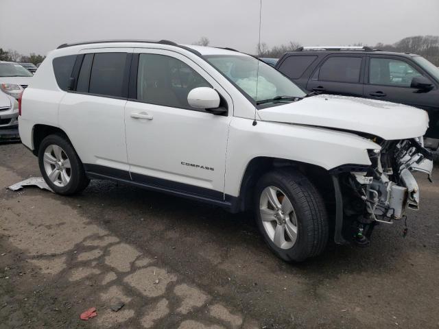 1C4NJDEB7FD303413 - 2015 JEEP COMPASS LATITUDE WHITE photo 4