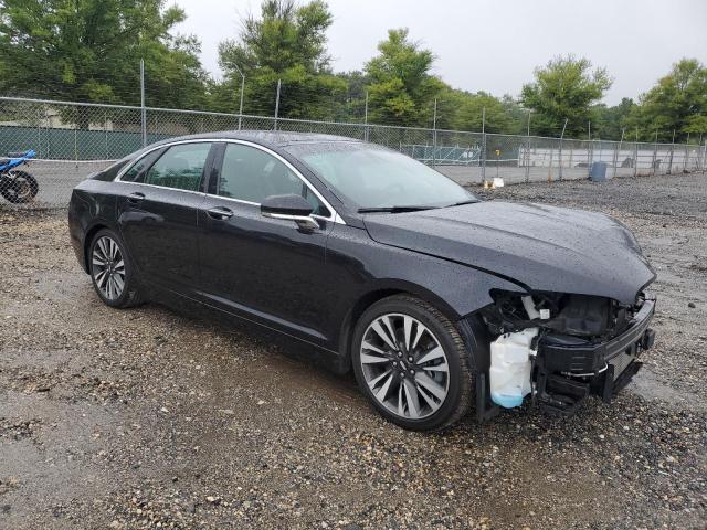 3LN6L5EC8KR604931 - 2019 LINCOLN MKZ RESERVE II BLACK photo 4