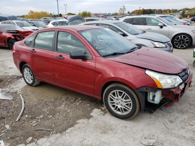 1FAHP3FN1AW177034 - 2010 FORD FOCUS SE RED photo 4