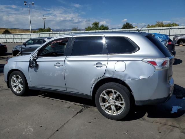 JA4AZ3A3XEZ013548 - 2014 MITSUBISHI OUTLANDER SE SILVER photo 2