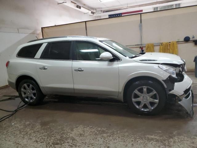 5GALRBED2AJ163062 - 2010 BUICK ENCLAVE CXL WHITE photo 4