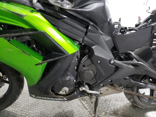 JKAEXEE16EDA17026 - 2014 KAWASAKI EX650 E TWO TONE photo 6