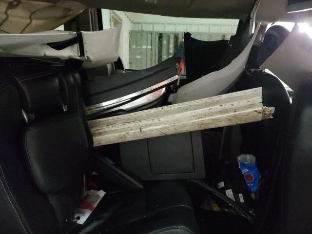 2C4RC1BG7DR815869 - 2013 CHRYSLER TOWN & COU TOURING თეთრი ფოტო 11