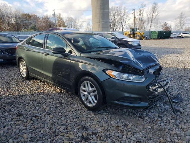 1FA6P0H75F5106386 - 2015 FORD FUSION SE GRAY photo 4