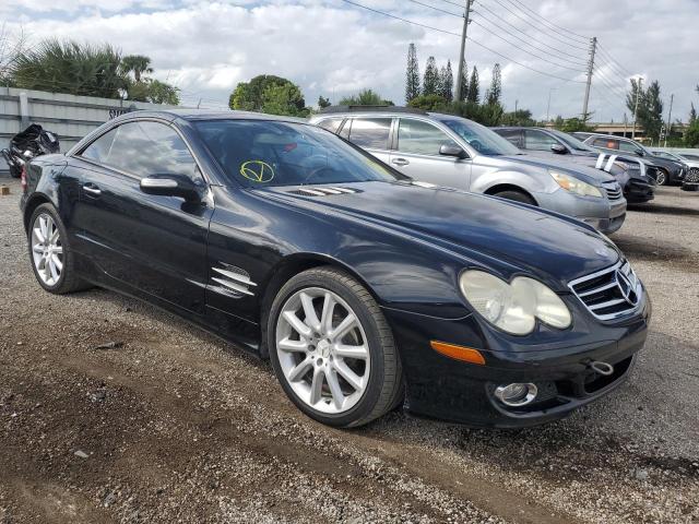 WDBSK71F97F132968 - 2007 MERCEDES-BENZ SL 550 BLACK photo 4