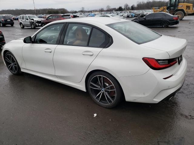 WBA5R1C57KAJ99759 - 2019 BMW 330I WHITE photo 2