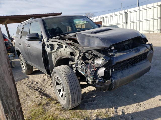 JTEBU5JR6J5572665 - 2018 TOYOTA 4RUNNER SR5/SR5 PREMIUM CHARCOAL photo 4