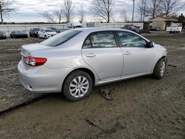 2T1BU4EE2DC111041 - 2013 TOYOTA COROLLA BASE SILVER photo 3