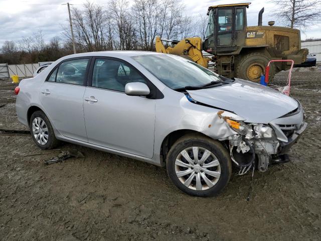 2T1BU4EE2DC111041 - 2013 TOYOTA COROLLA BASE SILVER photo 4