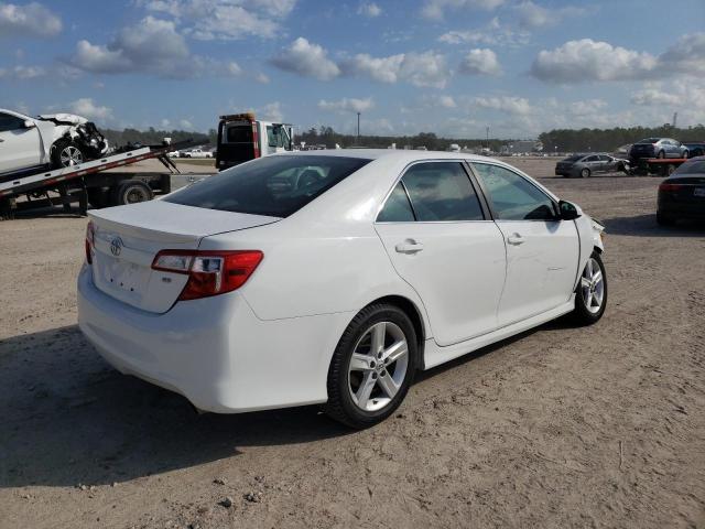 4T1BF1FK2DU292251 - 2013 TOYOTA CAMRY L WHITE photo 3