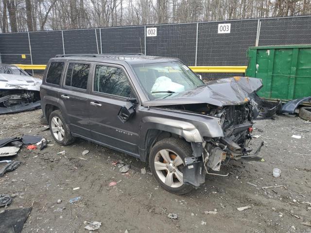 1C4NJRFB1GD581866 - 2016 JEEP PATRIOT LATITUDE GRAY photo 4