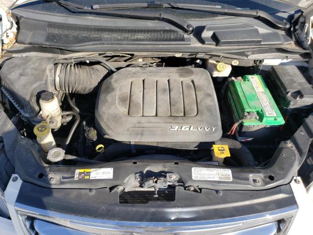 2C4RC1BG8DR614269 - 2013 CHRYSLER TOWN & COU TOURING WHITE photo 12