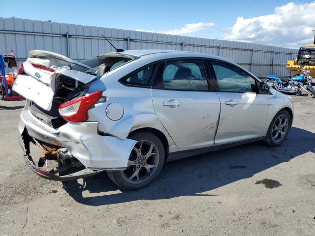 1FADP3F21DL336791 - 2013 FORD FOCUS SE SILVER photo 3