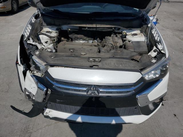 JA4AP3AU9KU024791 - 2019 MITSUBISHI OUTLANDER ES WHITE photo 12