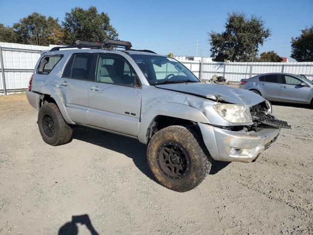 JTEBU14R648020588 - 2004 TOYOTA 4RUNNER SR5 SILVER photo 4