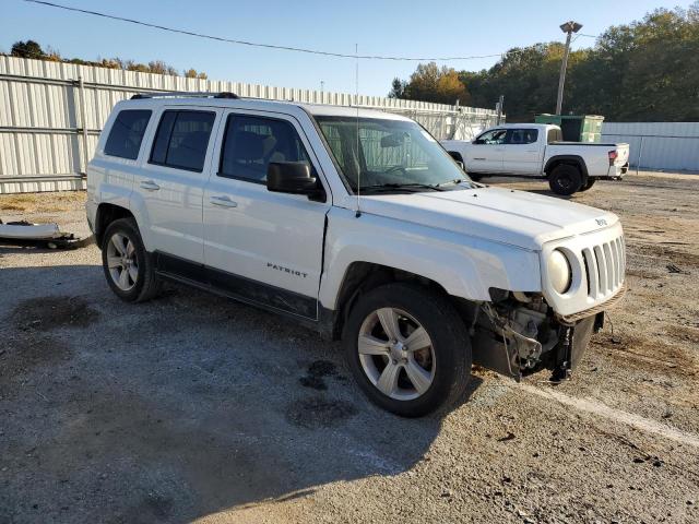 1C4NJPFA8CD716072 - 2012 JEEP PATRIOT LATITUDE WHITE photo 4