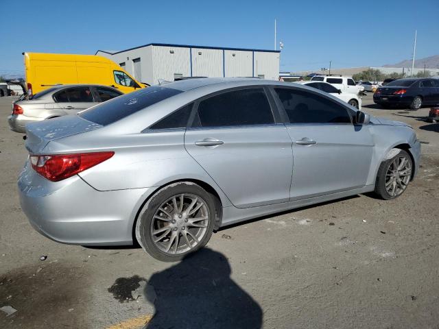 5NPEB4AC6CH323931 - 2012 HYUNDAI SONATA GLS SILVER photo 3