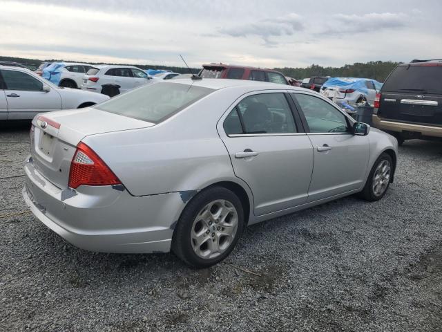 3FAHP0HA6BR246474 - 2011 FORD FUSION SE SILVER photo 3