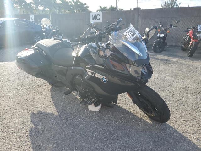 WB10F530XJZG16213 - 2018 BMW K1600 B BLACK photo 1