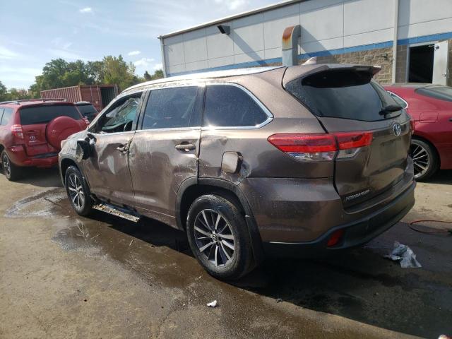 5TDJZRFH8HS368513 - 2017 TOYOTA HIGHLANDER SE BROWN photo 2